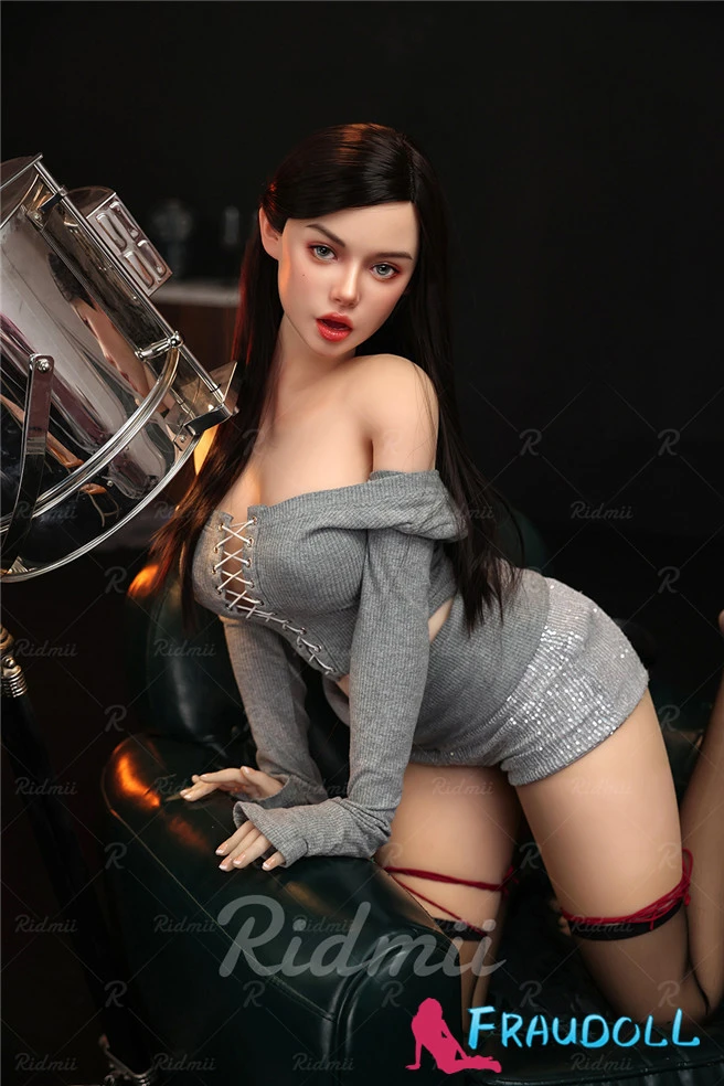 Fiora F-Cup sex puppe 164cm realistisch