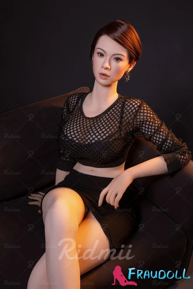 Ridmii Aidra 158cm sex puppe echt