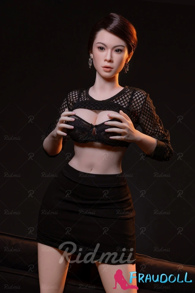 Erwachsene sex mit puppen 32kg