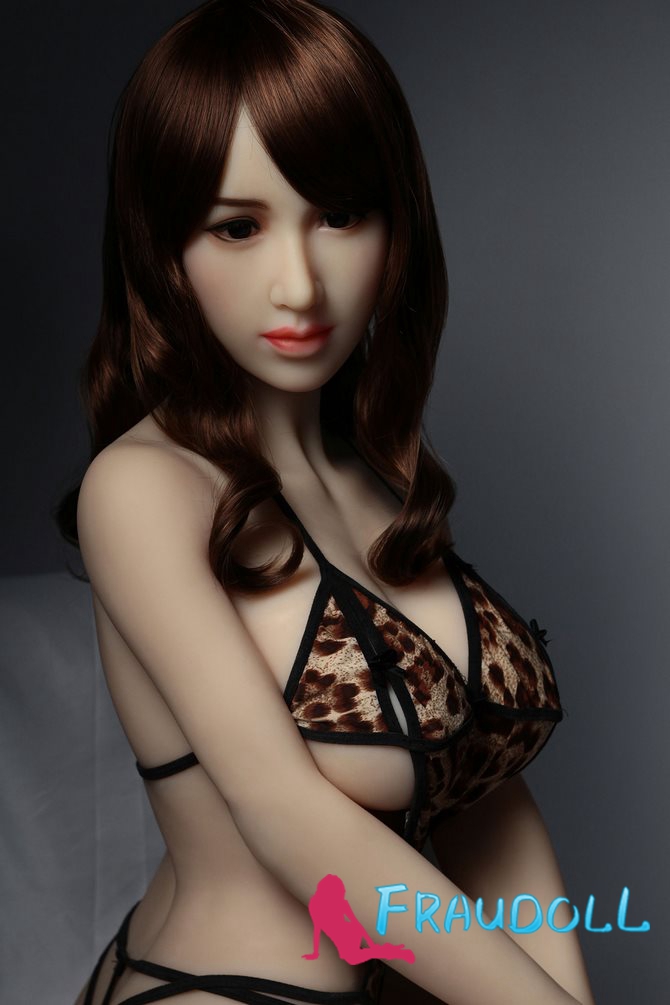 Kouuze echte love doll 165cm