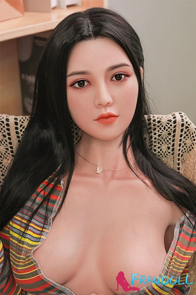 Große Brüste COS Doll