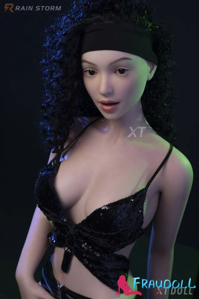 XT C-Cup Realdolls Cynthia