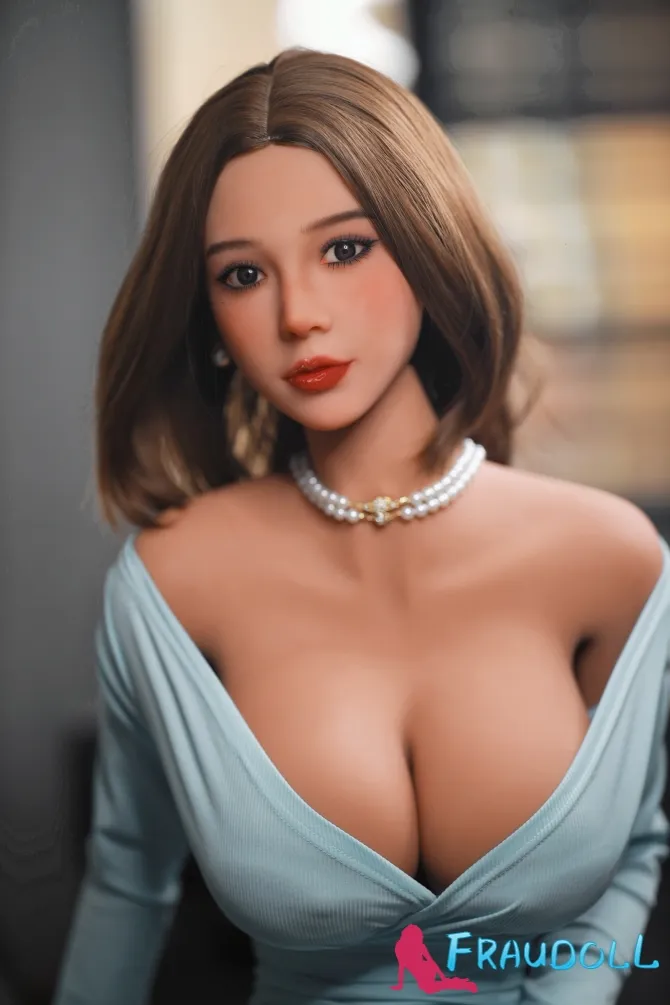 Emma Doll Fire sexpuppe