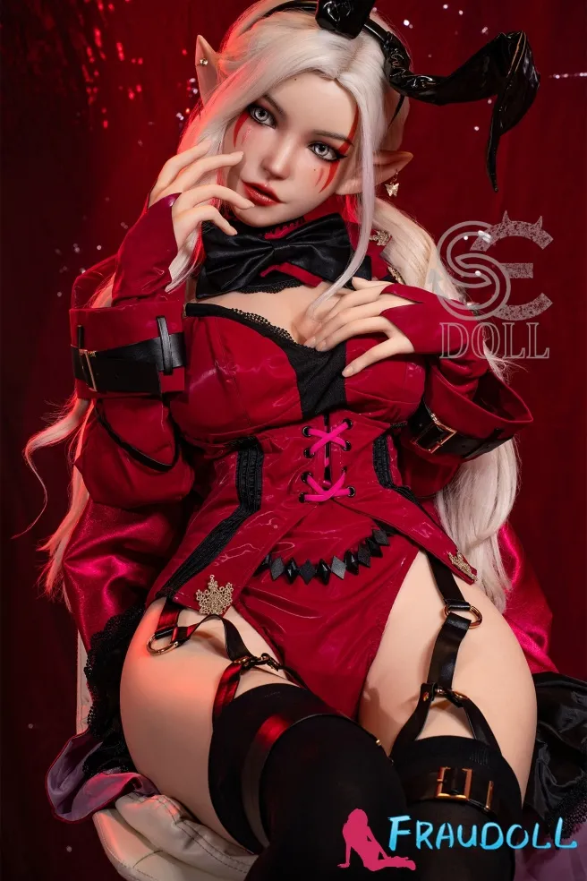 realistic 155cm D-Cup silicone doll