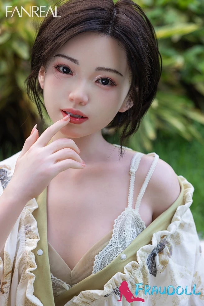 153cm Asiatische Sex Puppe