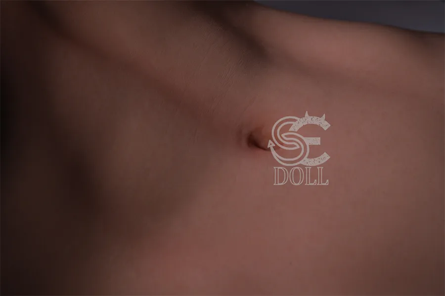 Real Skin Texture einer Silikonpuppe – Detailansicht 1