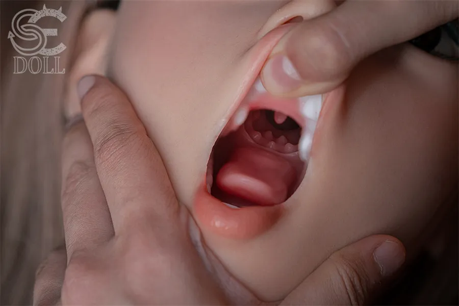 SEDOLL ROS – Detailansicht der Mundpartie