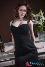 G-Cup silikon sexpuppe Großem Hintern