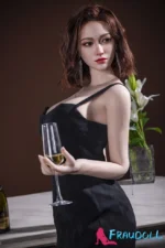 Große Titten silikon 165cm sex puppe