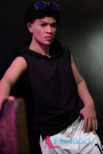 reaitsische mit Sexpuppen