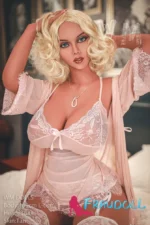 Liebespuppen Flannery