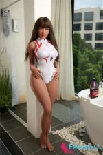 sex mit E-Cup sexpuppe