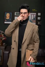 wartung mit männlicher sexpuppe