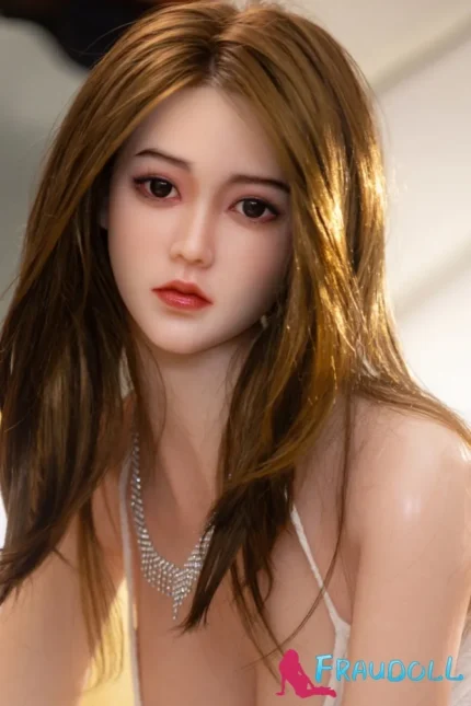 #225 Sexpuppen aus Silikon