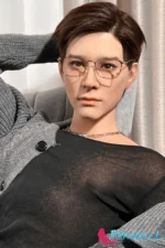 Lynn Echte sex puppe aus Silikon