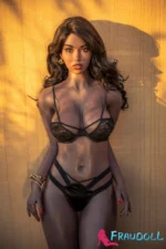 Sunniva F-Cup sexpuppe silikon