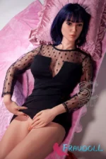 Große Brüste Sexpuppe