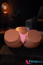 B8 Sienna Riesiger Po Silikon